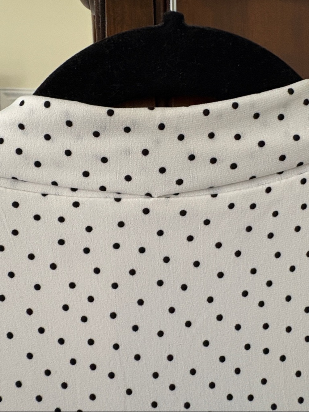 2 White House Black Market Sleeveless Lined V-Neck Tops: Pink White Polka Dot - Picture 15 of 16